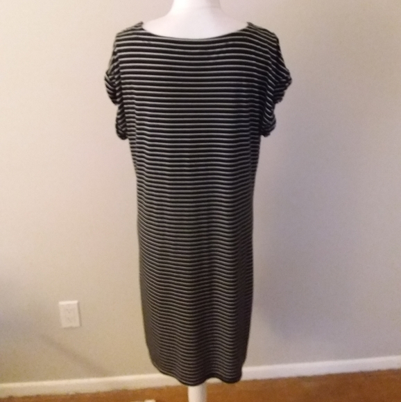 Kenneth Cole Reaction Black/White Stripe Knot Dress or Beach Cover-up - Picture 7 of 10